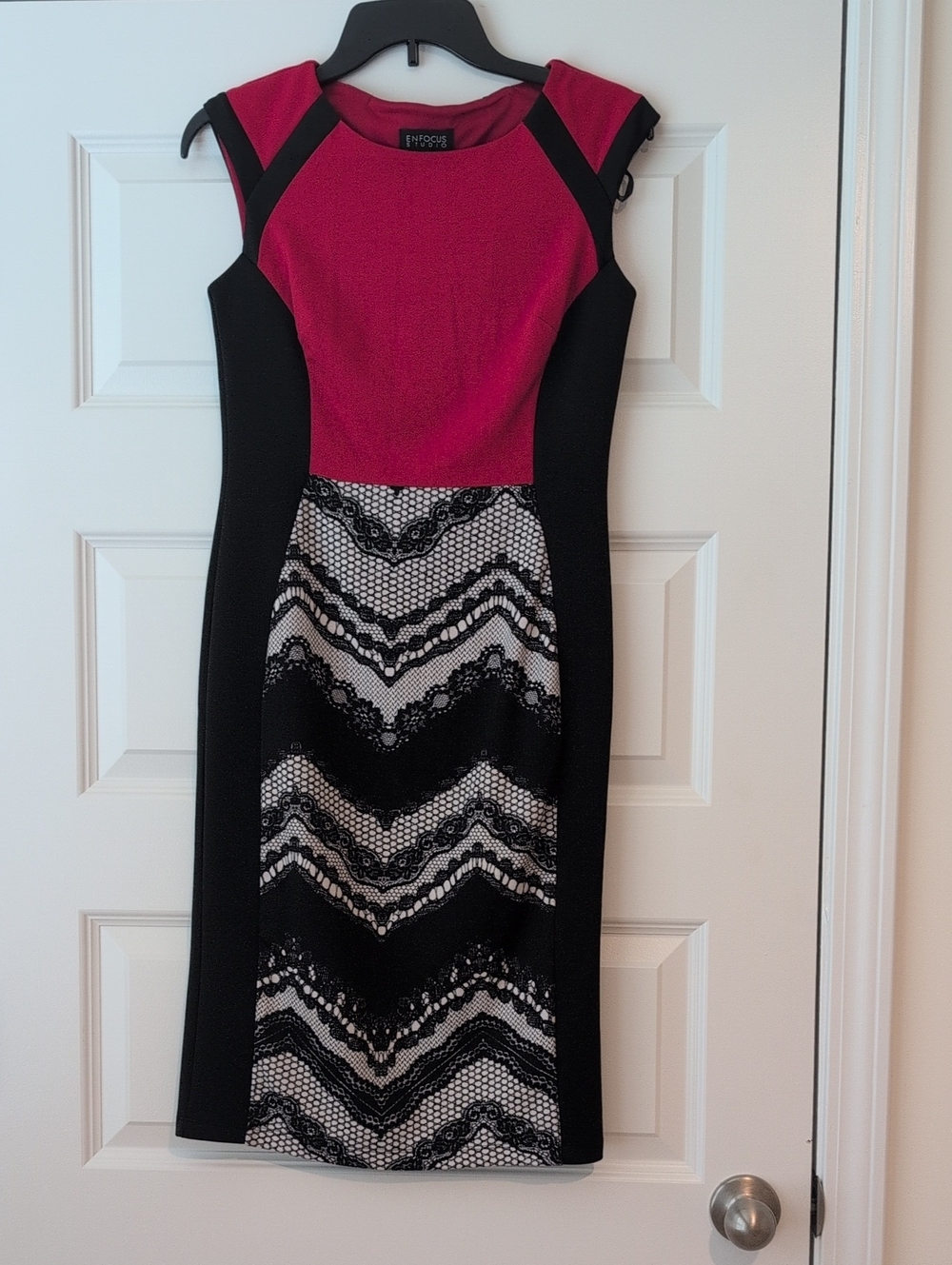 Enfocus Studio Red and Black Lace-like Panel Midi Sheath Dress
